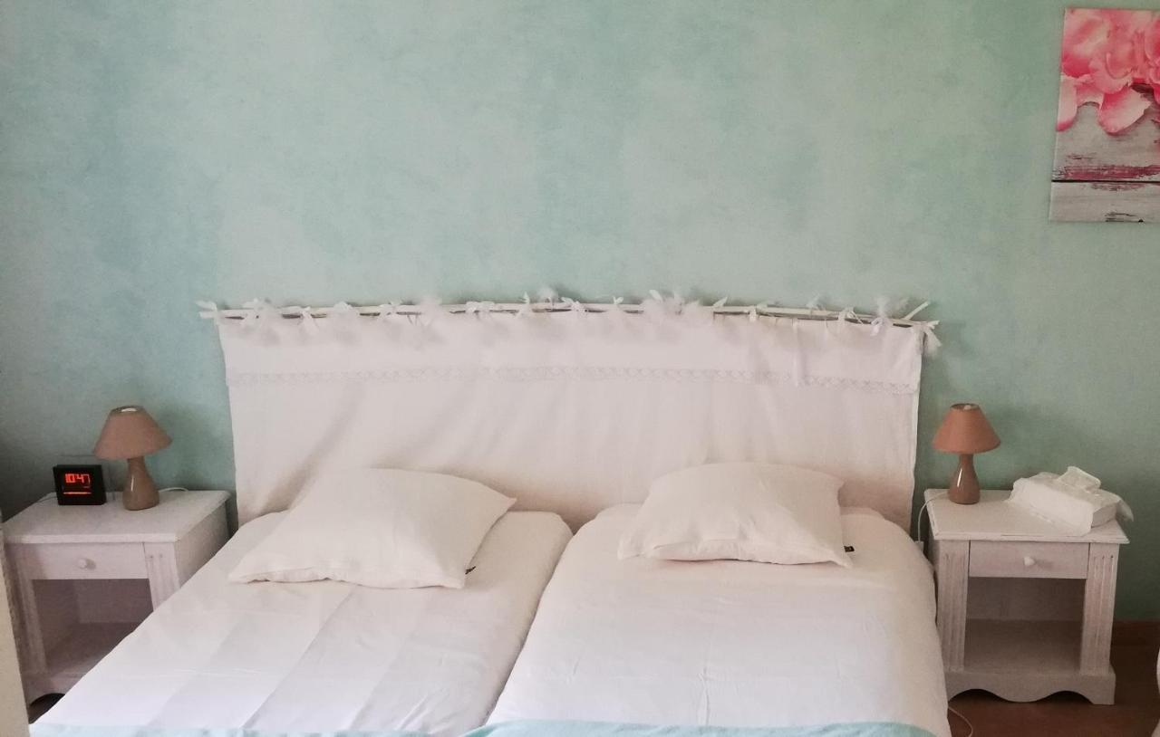 Chambre D'Hote En Vallee Du Loir - Elevage Des Rosiers Bazouges-sur-le-Loir Kültér fotó